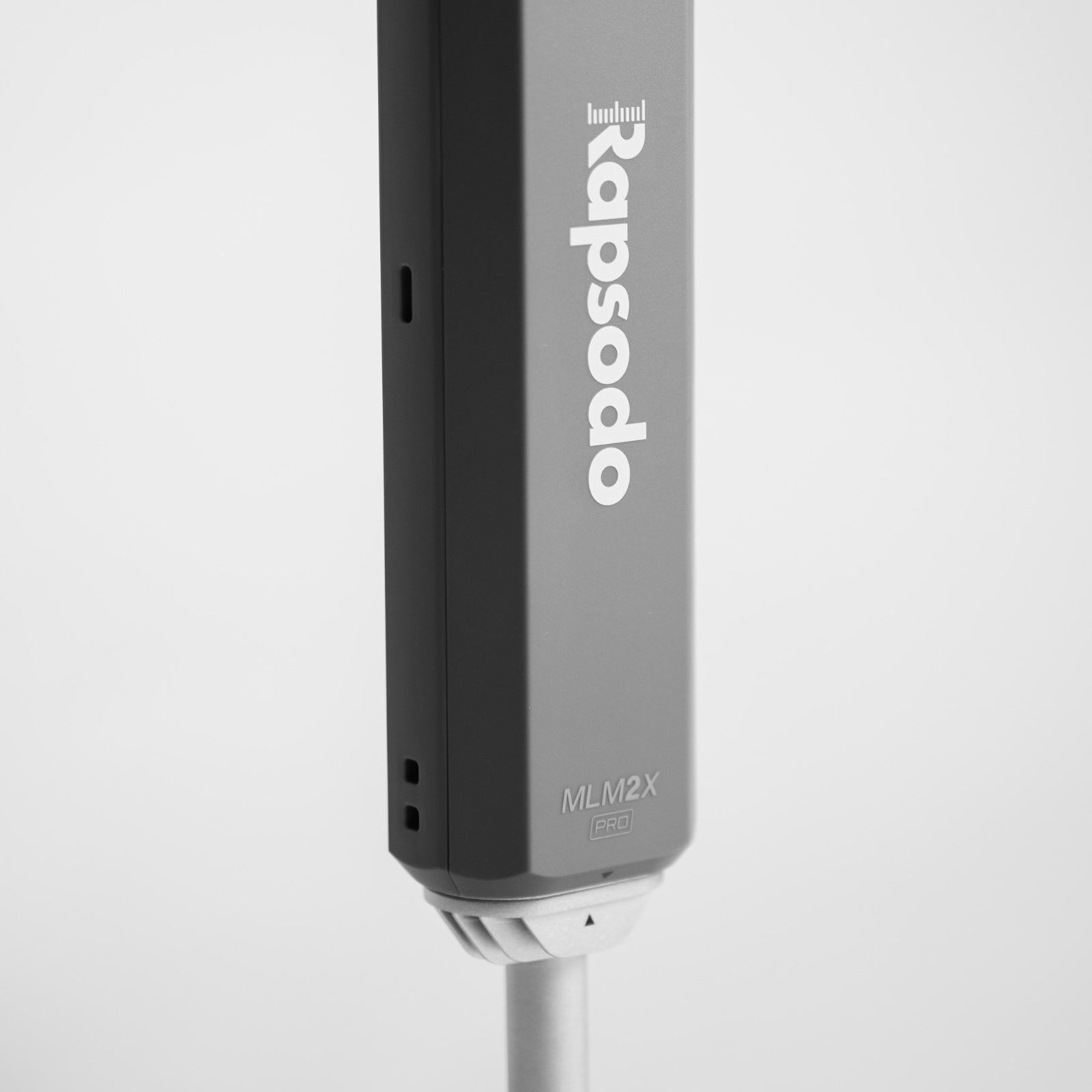 Rapsodo MLM2XPRO mobiili golf-lyöntianalysaattori ja simulaattori